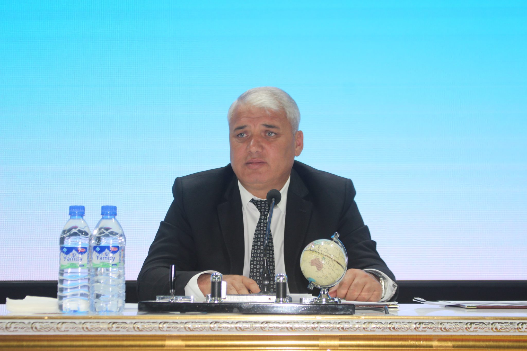 ҶАЛАСАИ НАВБАТИИ ШЎРОИ МАҲАЛИИ КОР БО ҶАВОНОНИ НАЗДИ РАИСИ НОҲИЯИ ДЕВАШТИЧ ДОИР ШУД